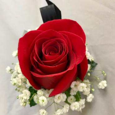 Red Rose Boutonniere,Black Tab, with Filler